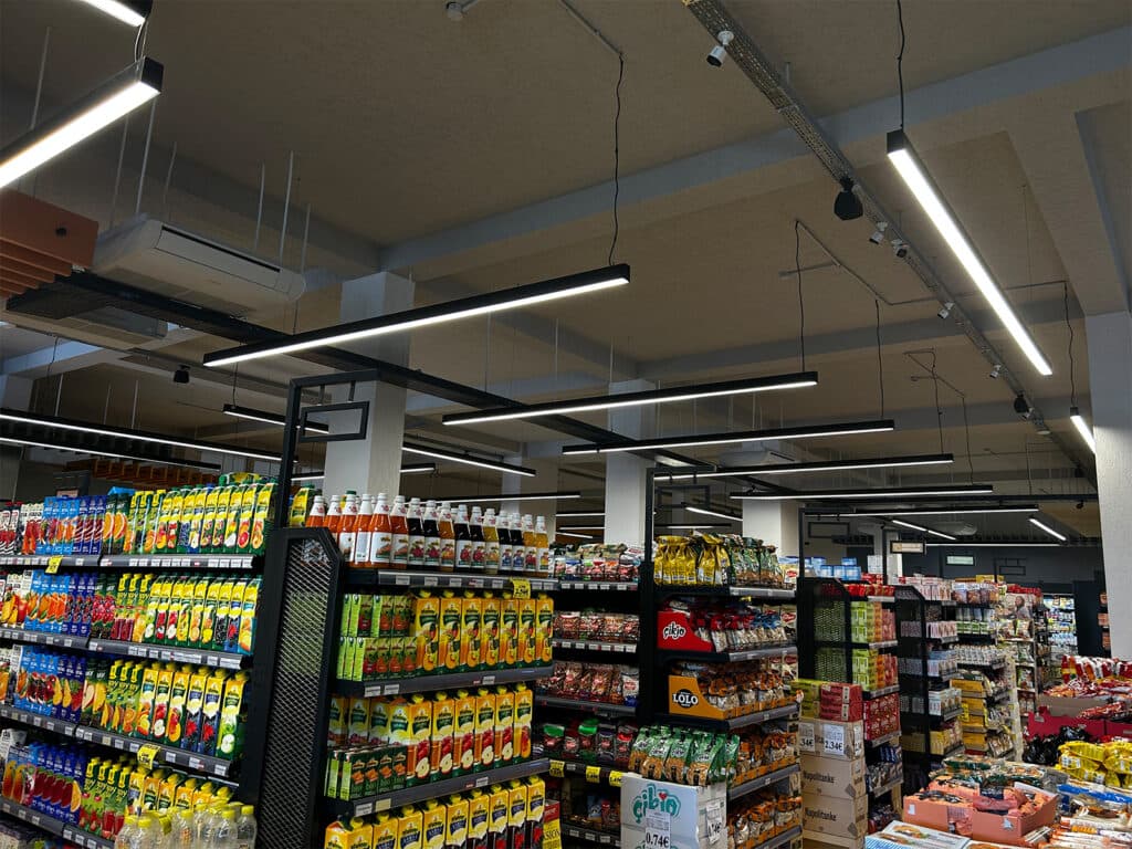 Store Showcase Lighting